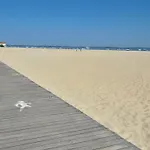 Le B - A 200 M De La Apartment