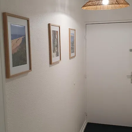 Le B - A 200 M De La *