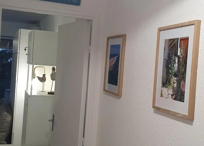 Le B - A 200 M De La *